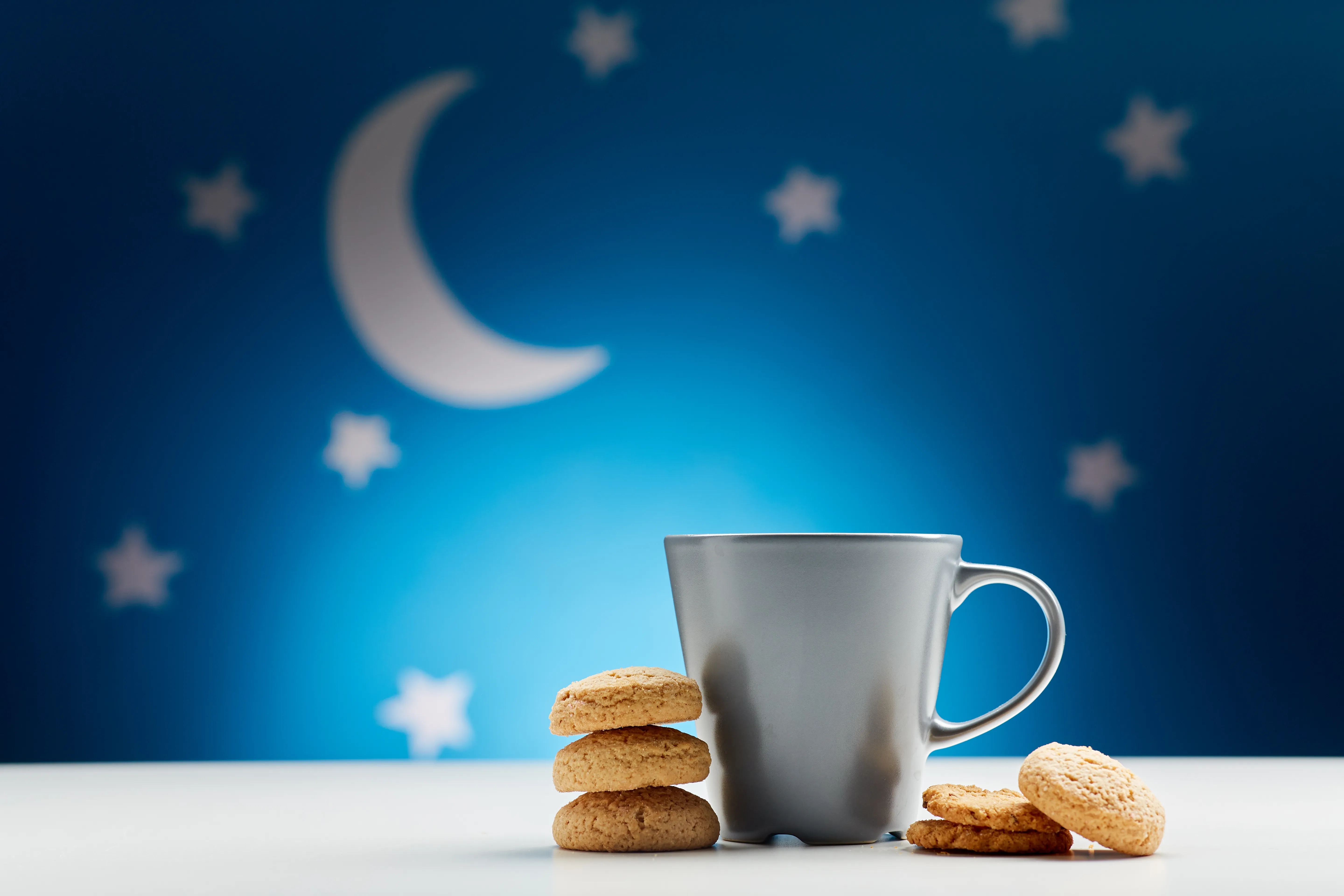 Bedtime, sleeping, and diet concept